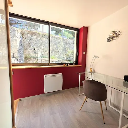 La Dolce Vita, Au Coeur De * La Canourgue